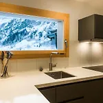 Albina Alpenblick 아파트 *